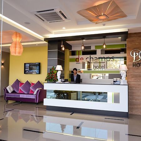 De Champs Hotel Kuantan Luaran gambar